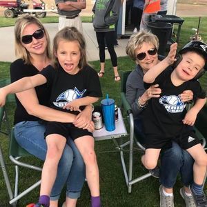 Meet your Posher, Joy